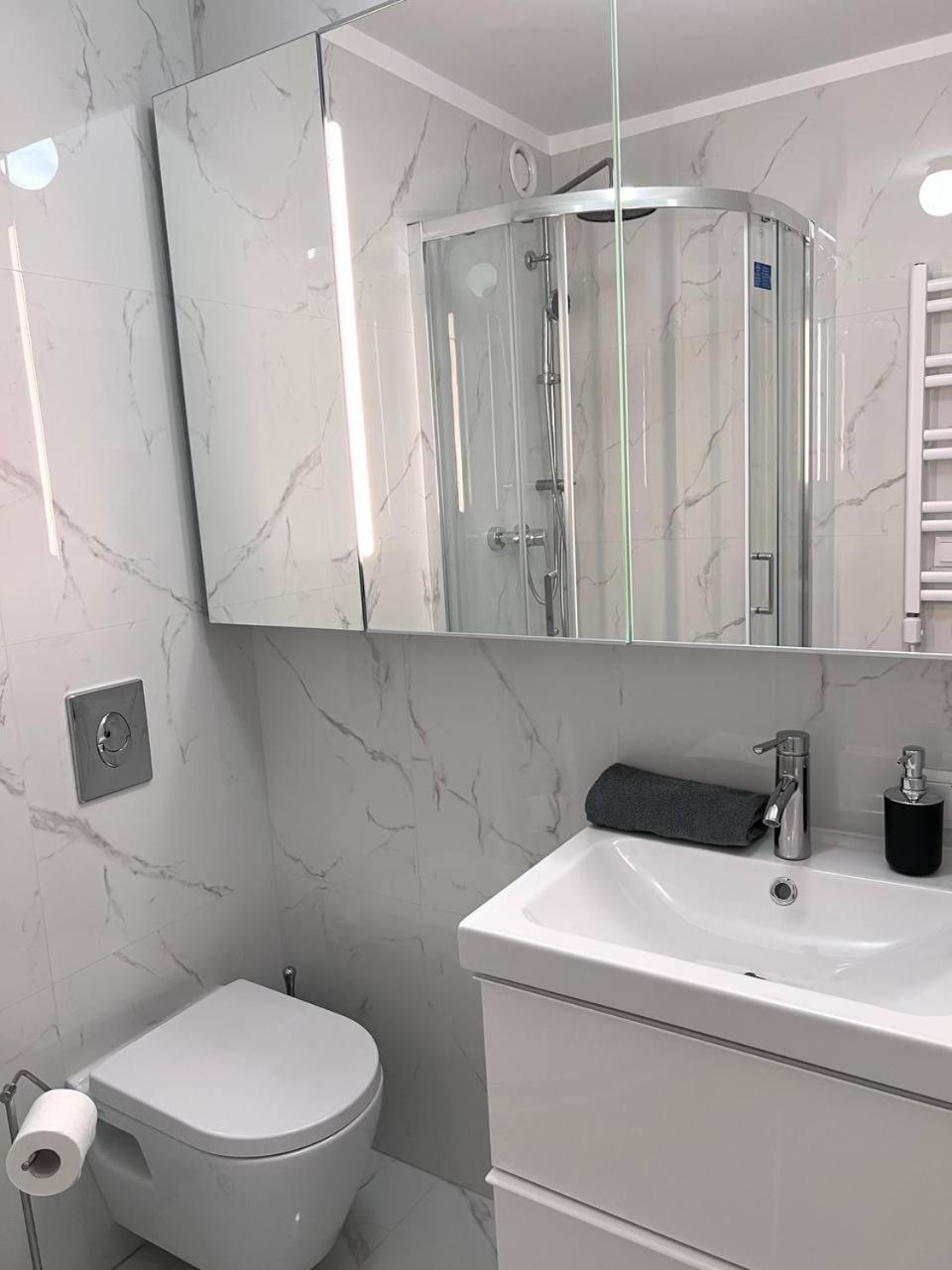Quiet Apartment Near The Park, Metro, Centre, Wi-Fi - By Hik Apartments Warszawa Exteriör bild