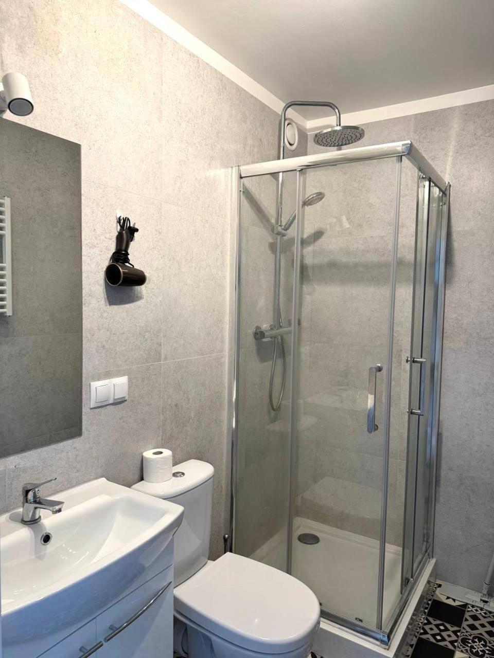 Quiet Apartment Near The Park, Metro, Centre, Wi-Fi - By Hik Apartments Warszawa Exteriör bild