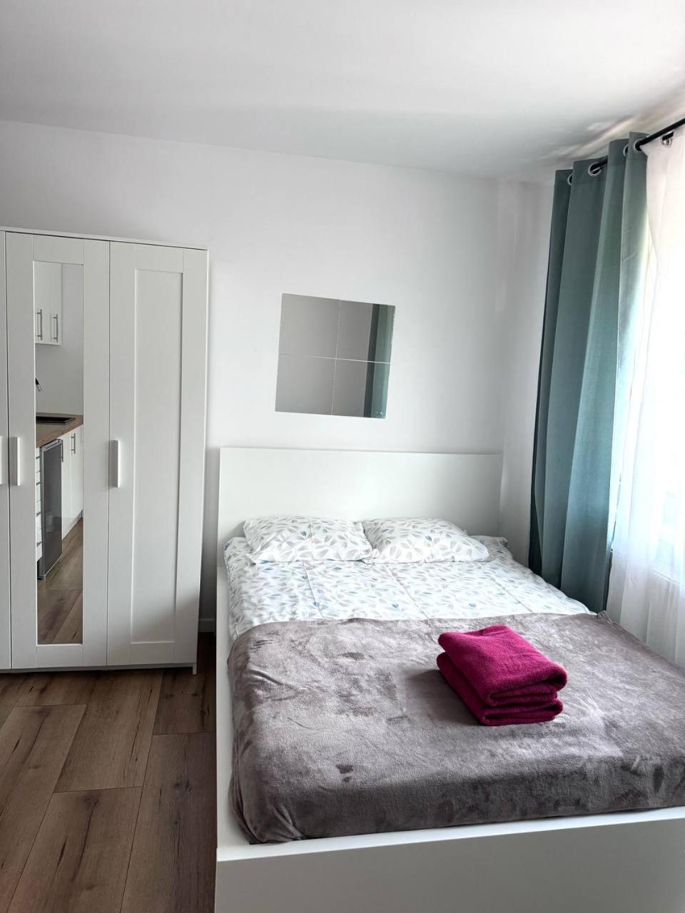 Quiet Apartment Near The Park, Metro, Centre, Wi-Fi - By Hik Apartments Warszawa Exteriör bild